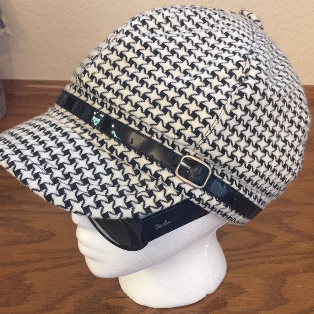 Black & White Houndstooth “Newsboy Cap” Hat - Picture 5 of 7